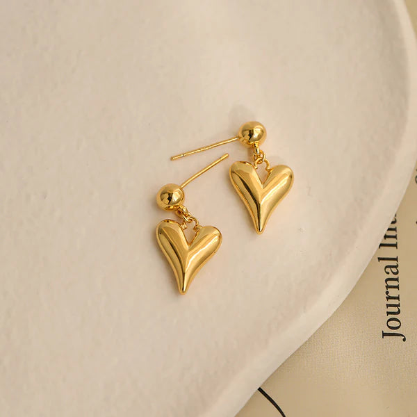 Lyla Hearts Classic heart Stud Earrings