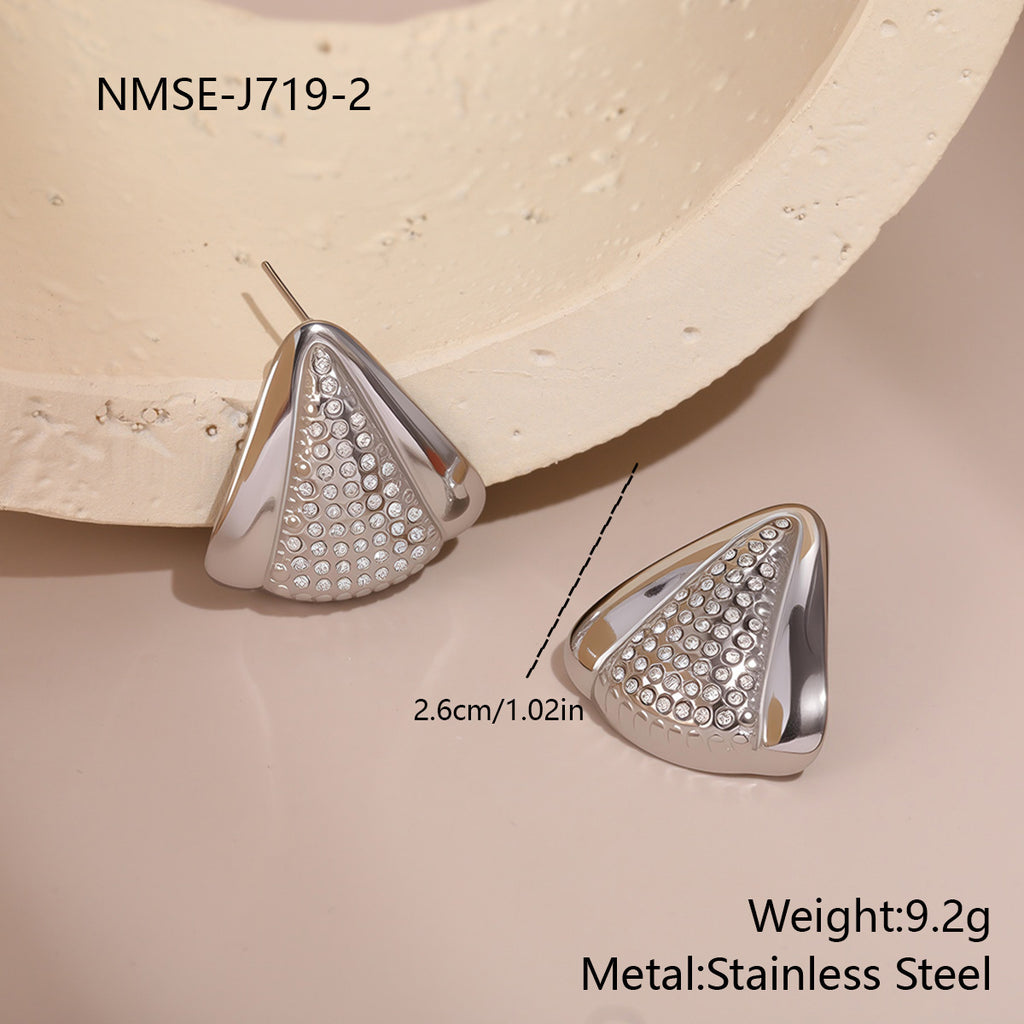 Luxe Minimal Diamond Stud Earrings
