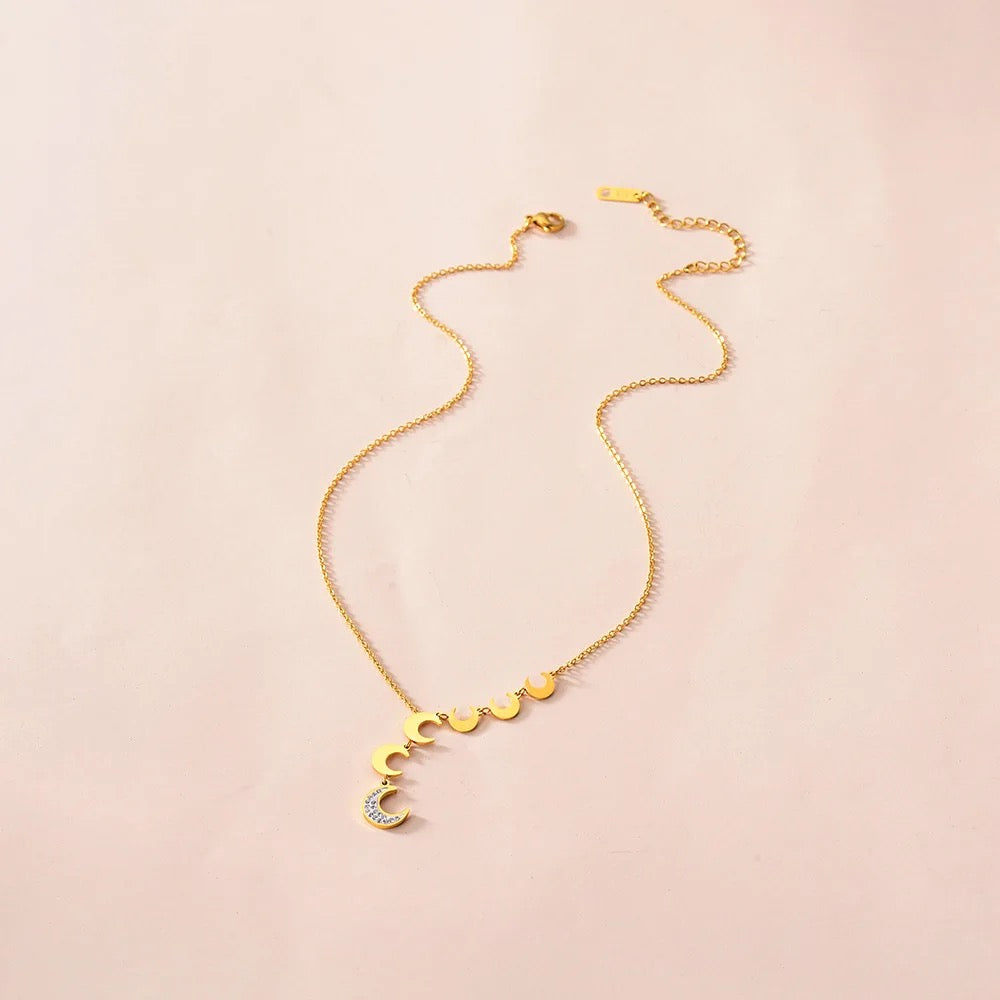 Vintage Moon Collares Necklace