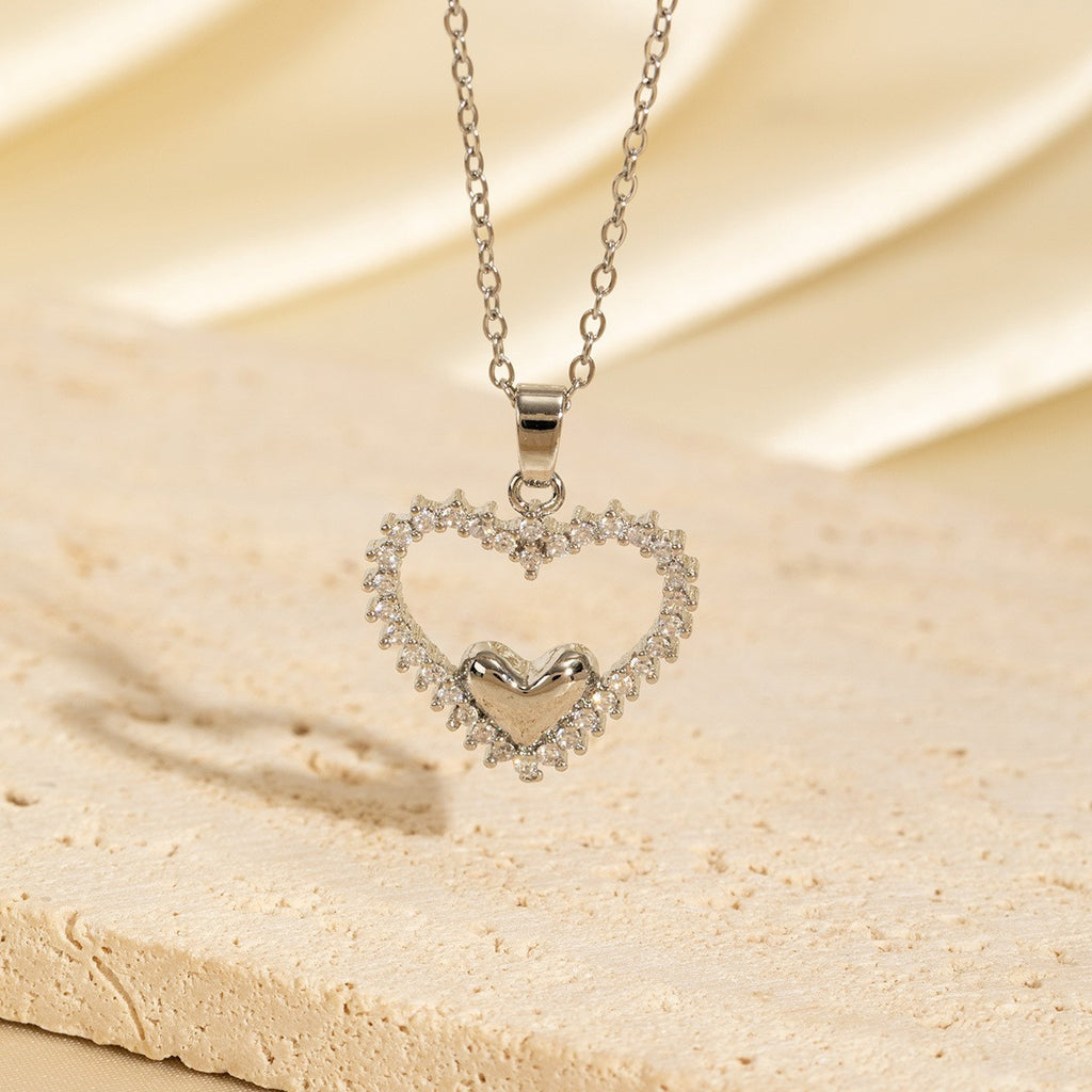 Exquisite heart pendant