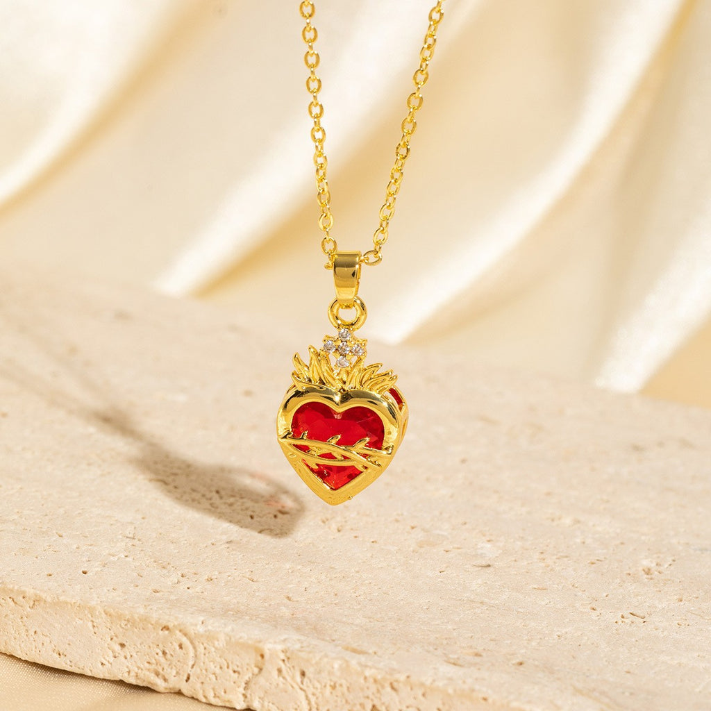 Exquisite heart pendant