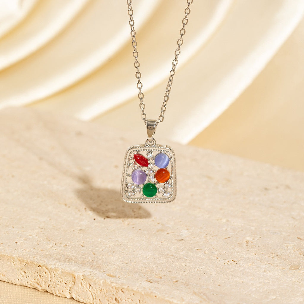 Exquisite heart pendant