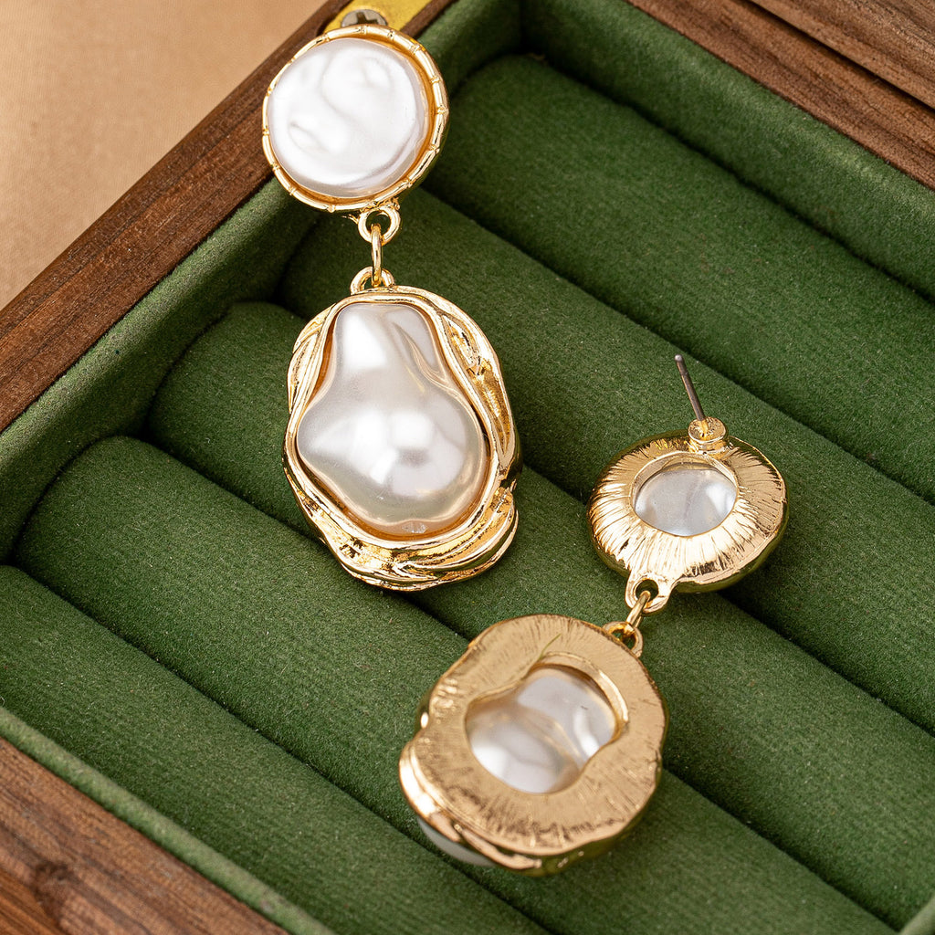 Pearly and gold Drip Earrings