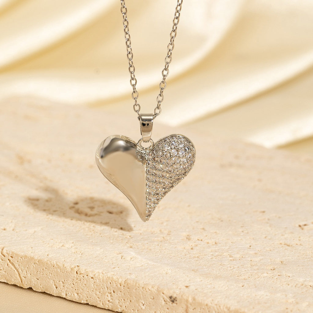 Exquisite heart pendant