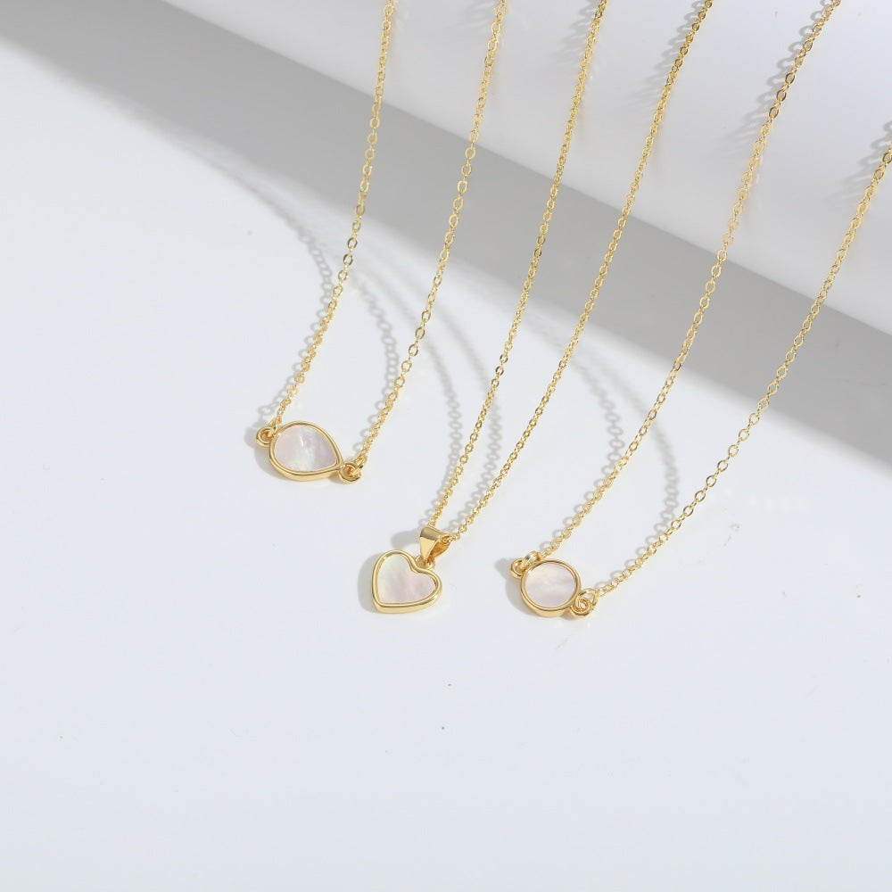 Clavicle Romance Pendant