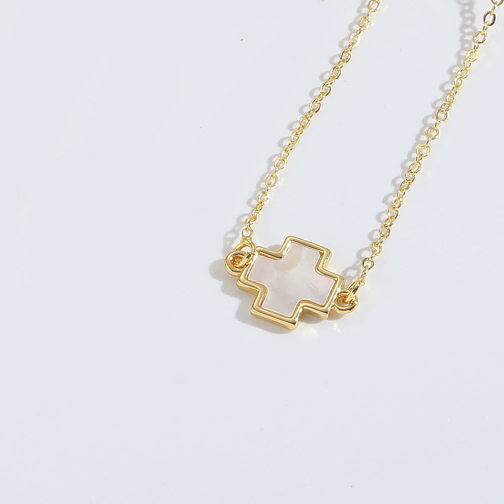 Clavicle Romance Pendant