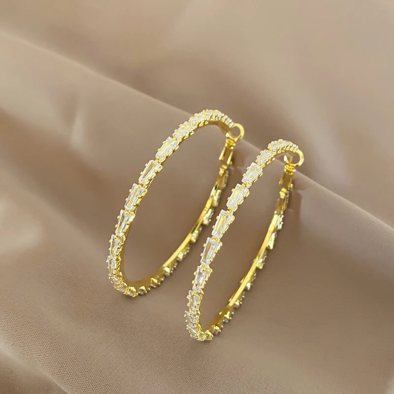 Gold tone stainless steel mid hoops