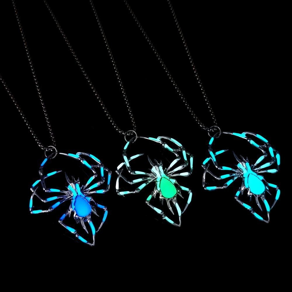 Glow-in-the-Dark Spider Necklace | Miss Melodrama