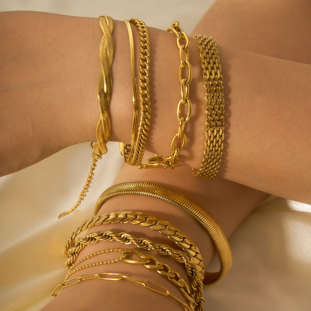 Luna Link Stainless Steel golden Bracelet