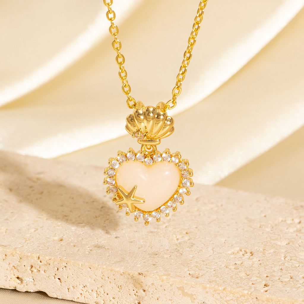 Exquisite heart pendant