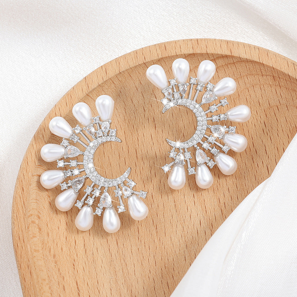 Luna Lustre Earrings
