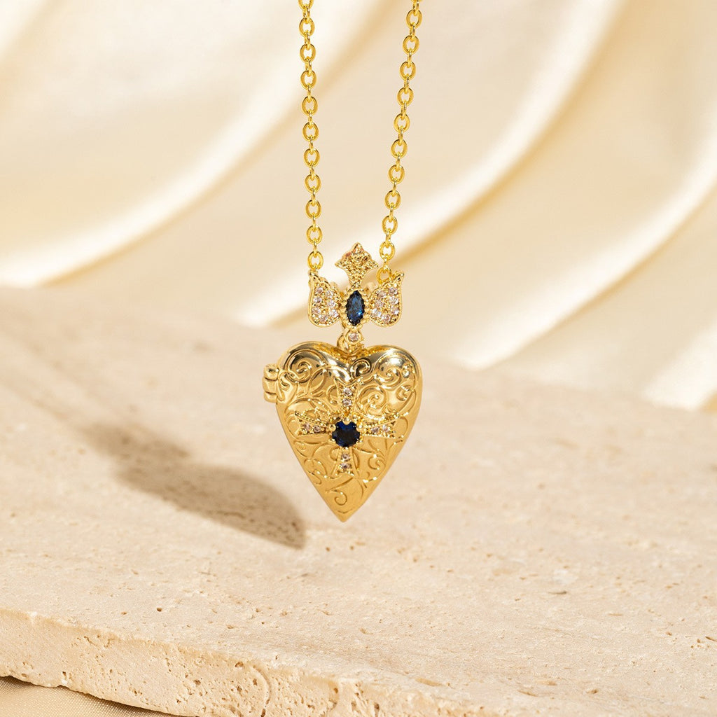 Exquisite heart pendant