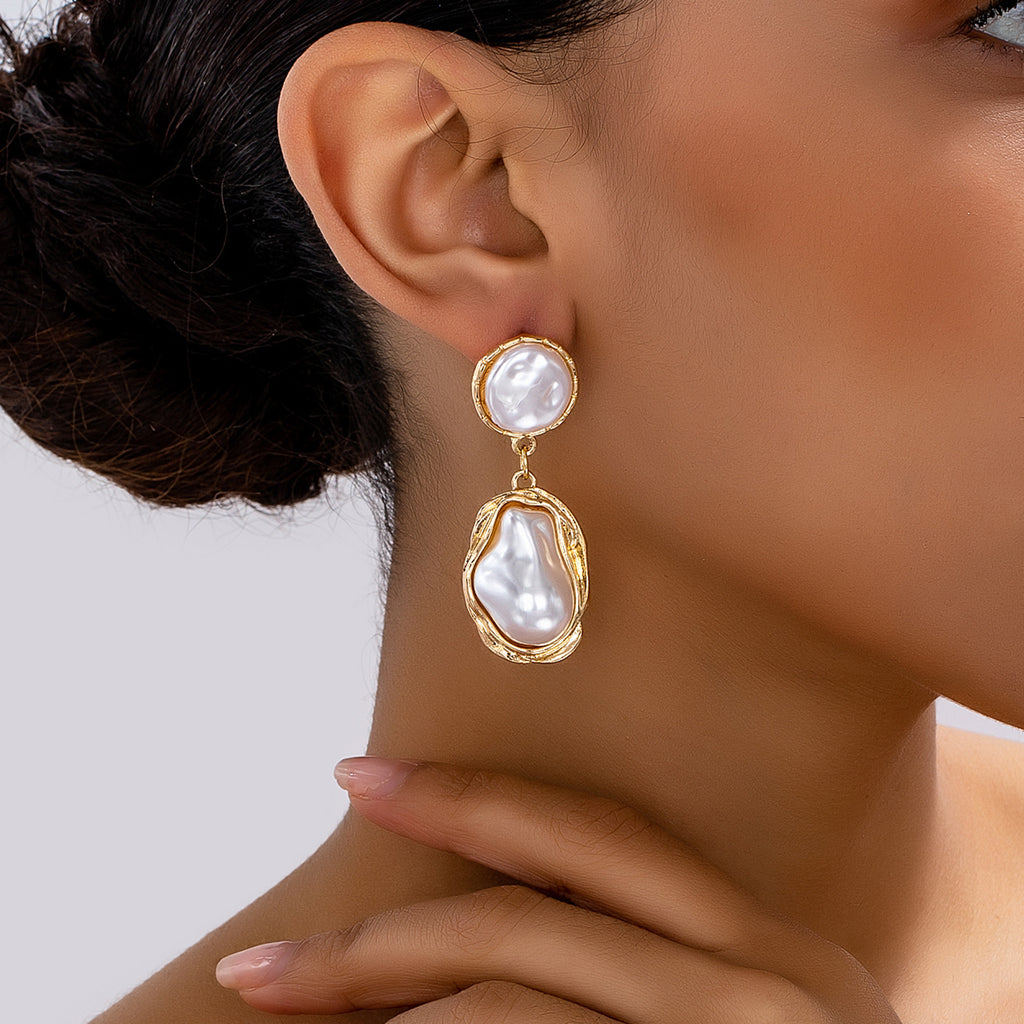 Pearly and gold Drip Earrings