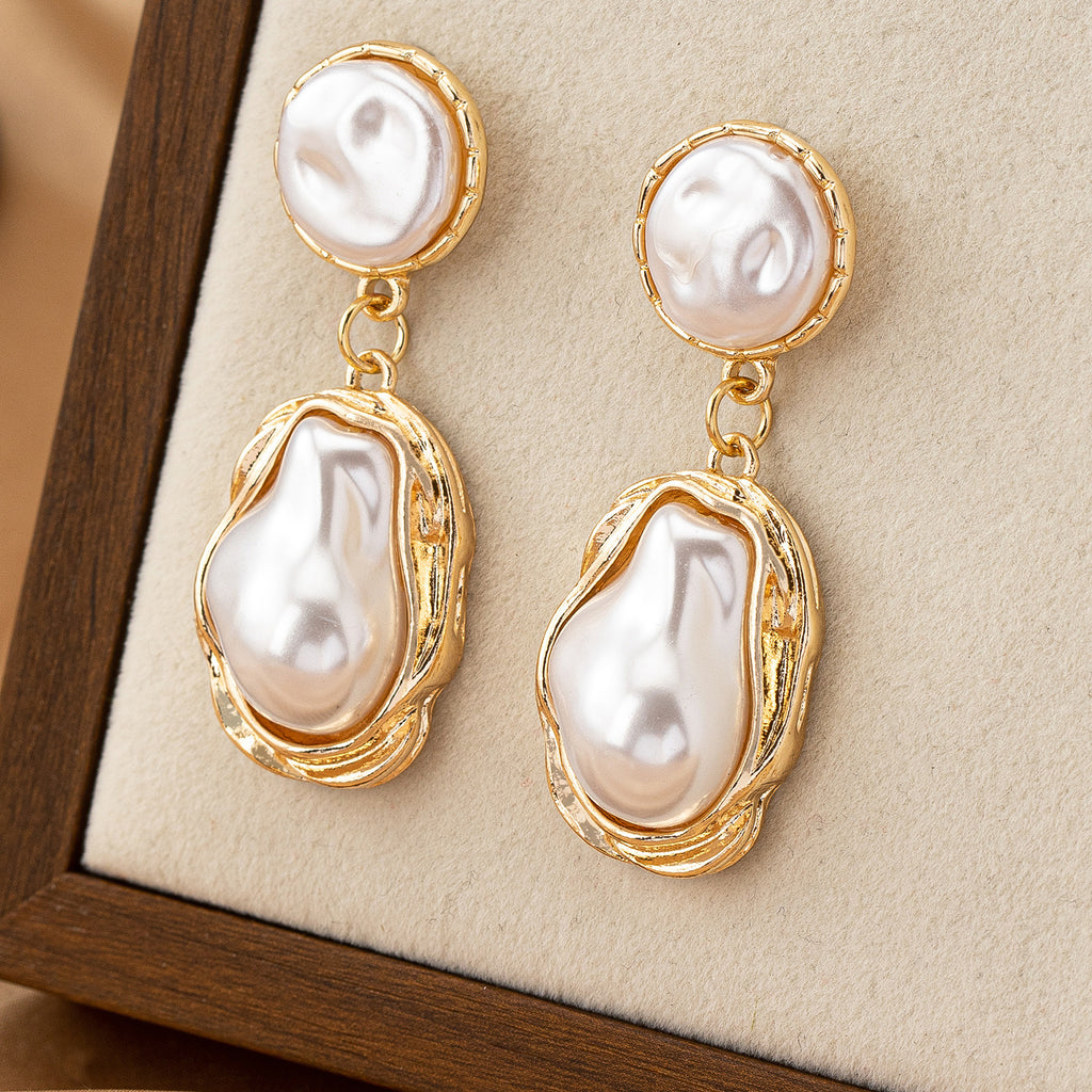 Pearly and gold Drip Earrings