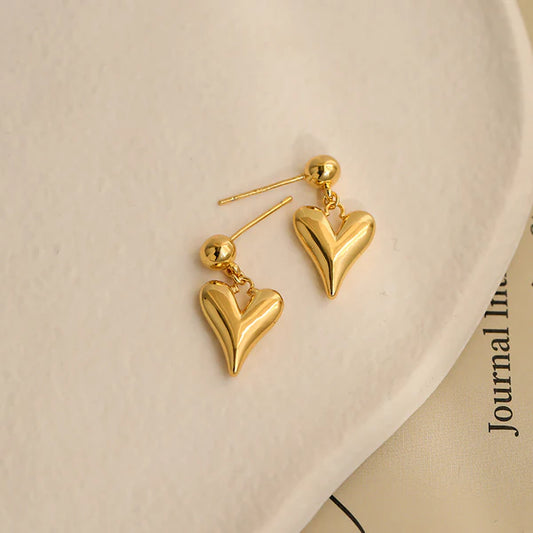 Lyla Hearts Classic heart Stud Earrings