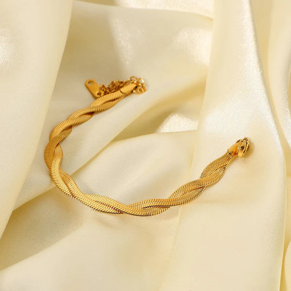 Livia Entangled Snake Chain Bracelet